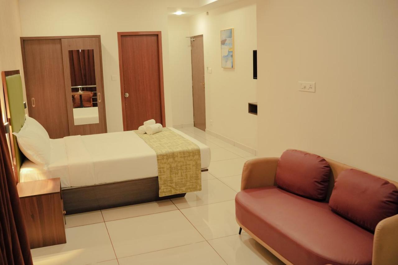 Esquina Residency Hotell Kochi Exteriör bild