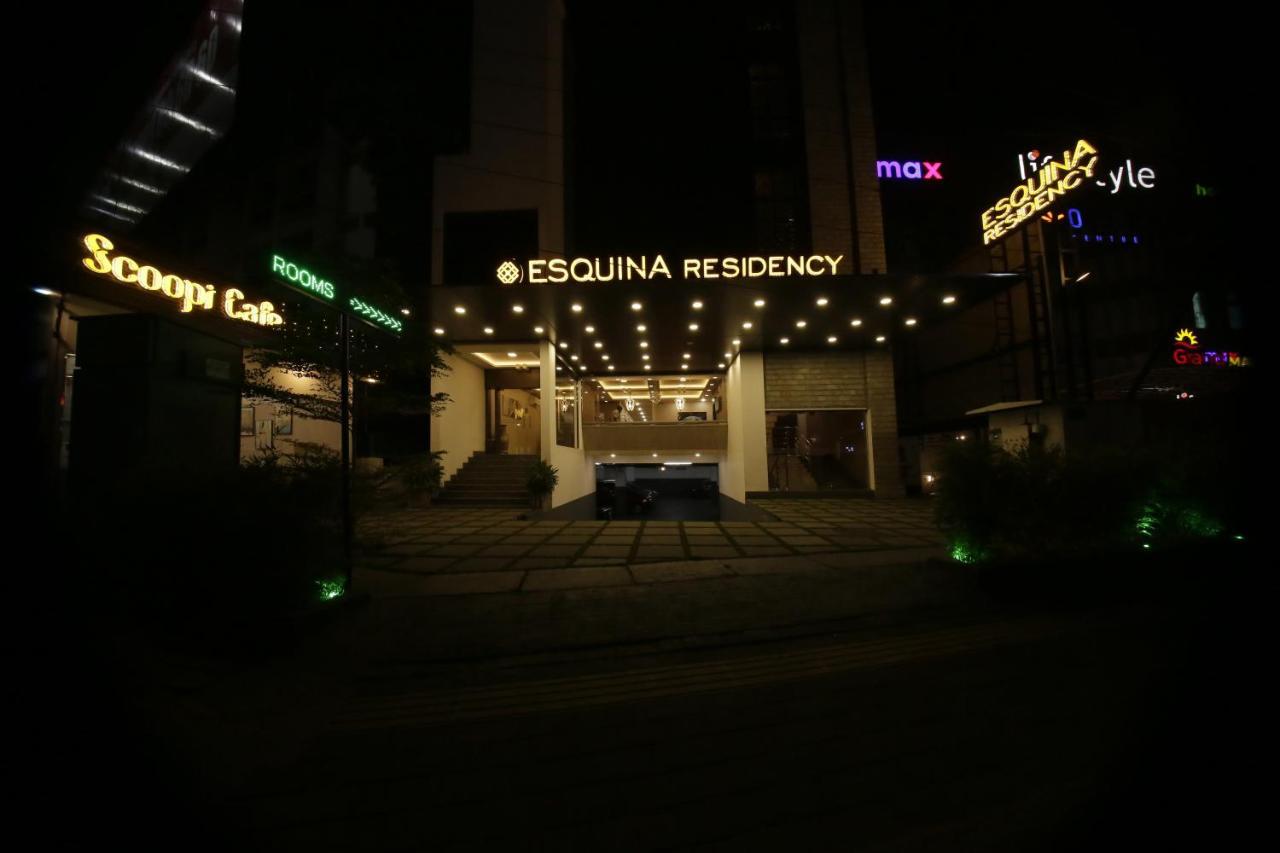 Esquina Residency Hotell Kochi Exteriör bild
